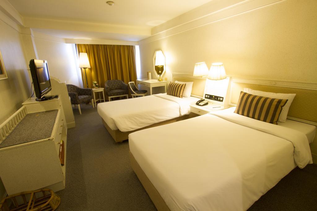 Pornping Tower Hotel