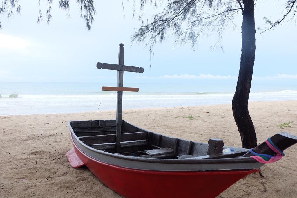 Sea And Sea Sangaroon Ban Huai Yang
