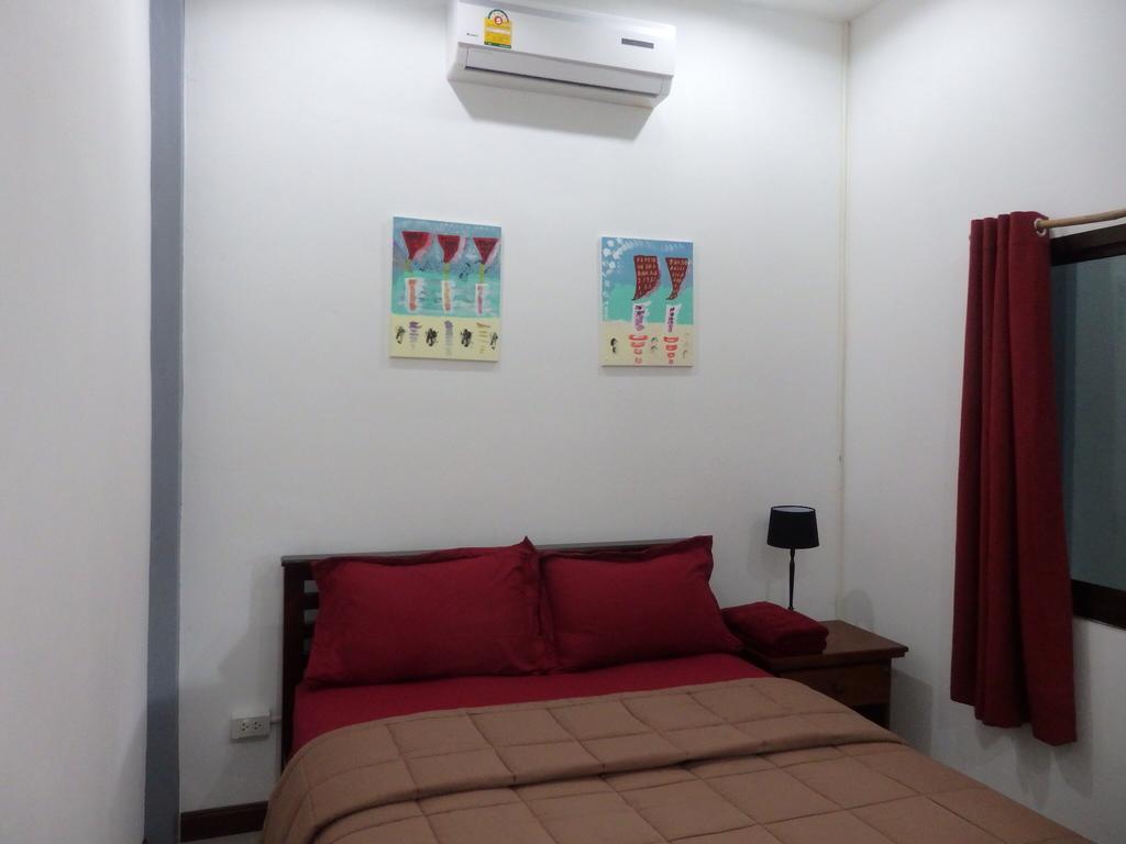 Maria's 2 Bedroom For Up To 6 People Holiday home *