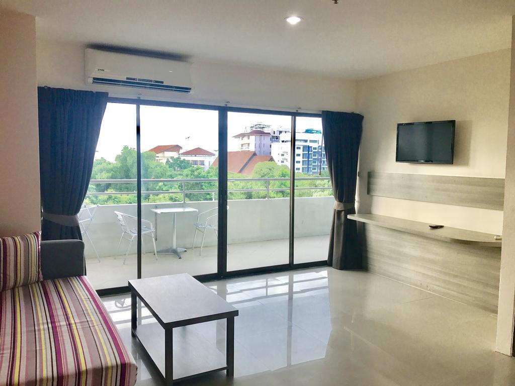 Apartment R-con Wongamat