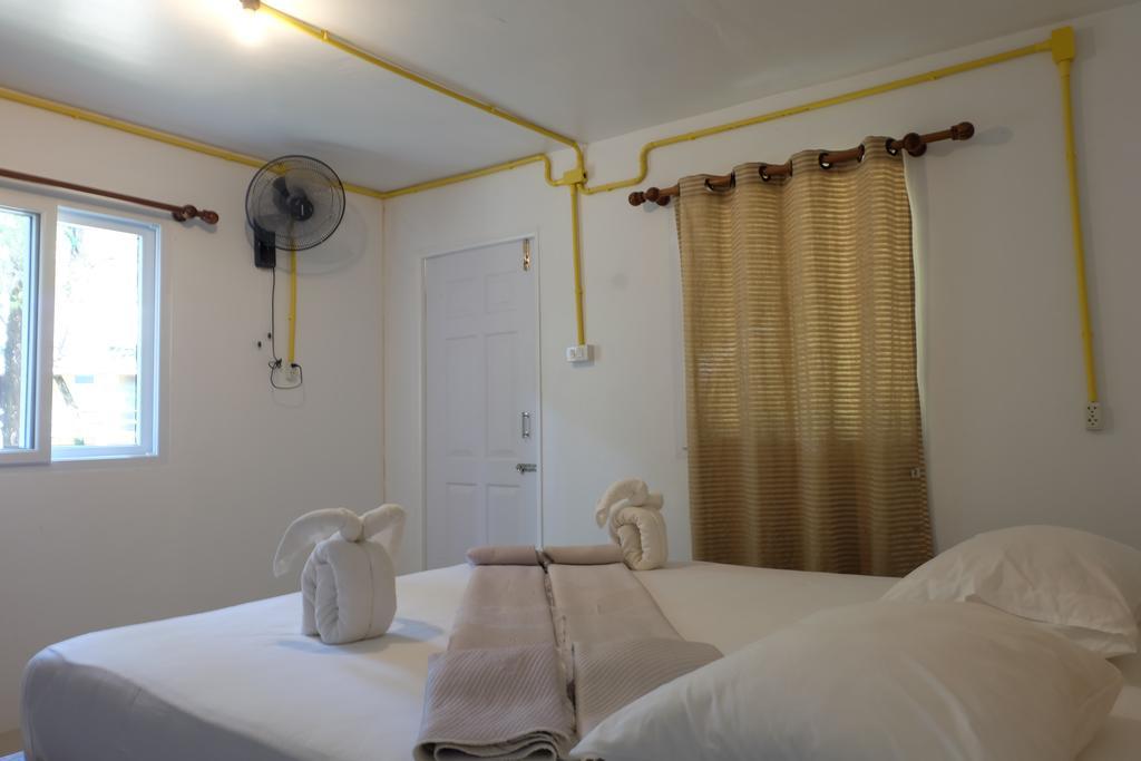 The Sun And Restaurant Resort Koh Phayam