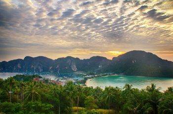 Phuphaya Seaview - Adult Only 3* Phi Phi Don