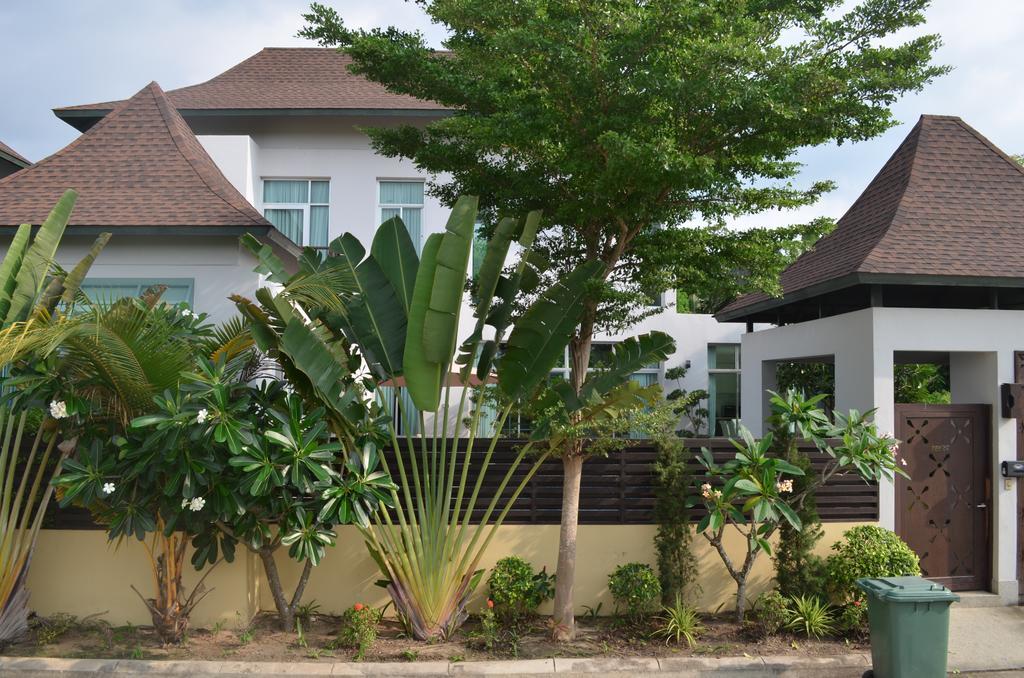 Pool Villa *