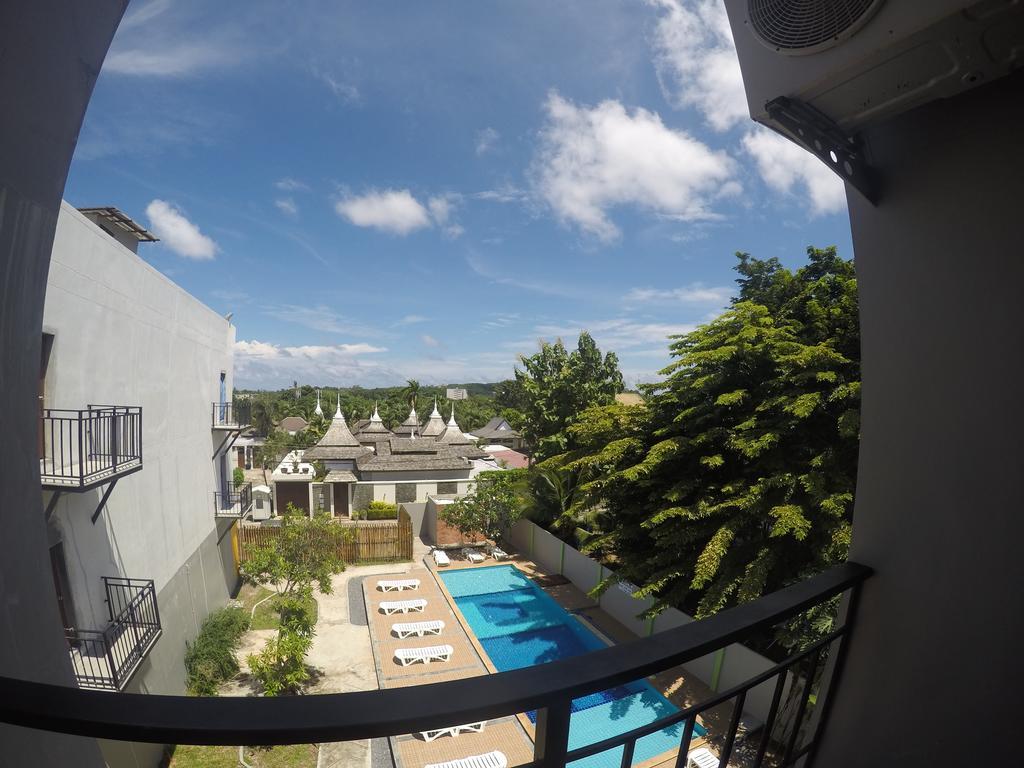 The Bedroom 3*