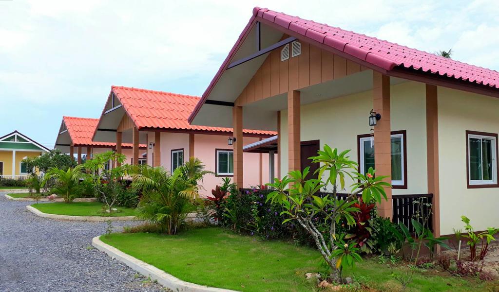 Tawan Village Guest house