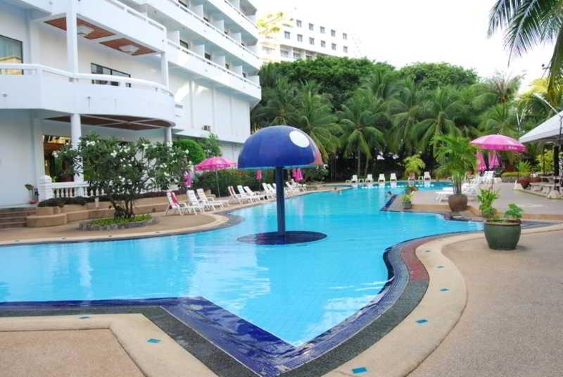 Welcome Plaza 3*