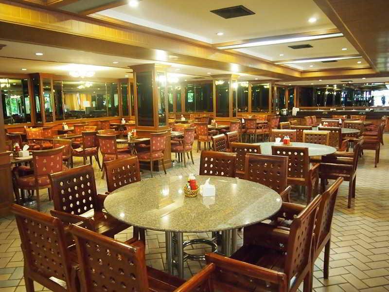Jomtien Holiday 3* Pattaya