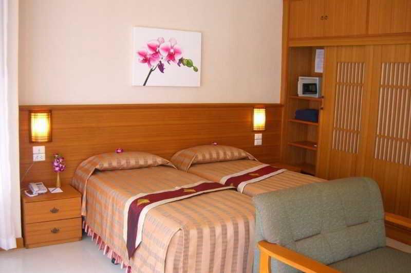 Hotel Casuarina Hotel- Baramie Jomtien Beach