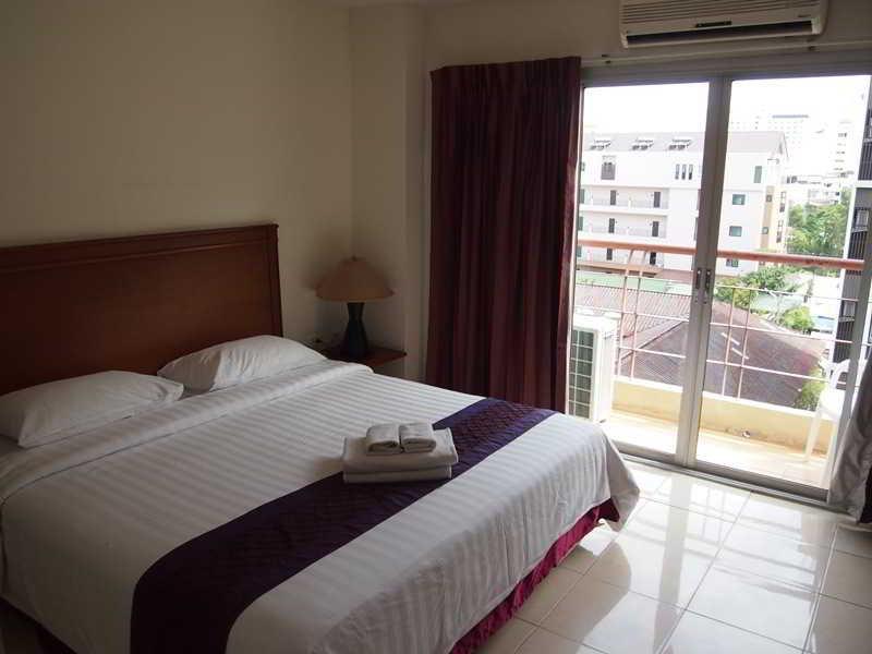 Eastiny Hotel 4*