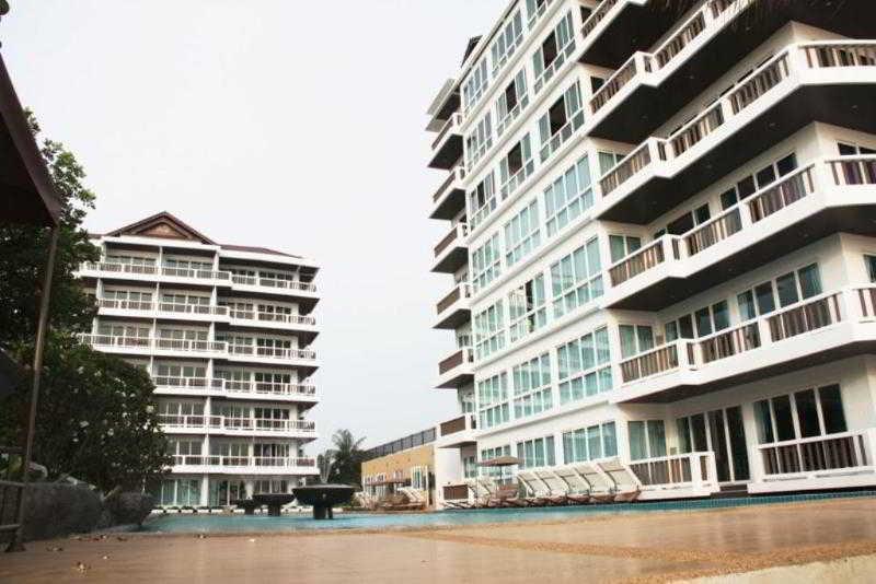 The Pattaya Na Chom Thian