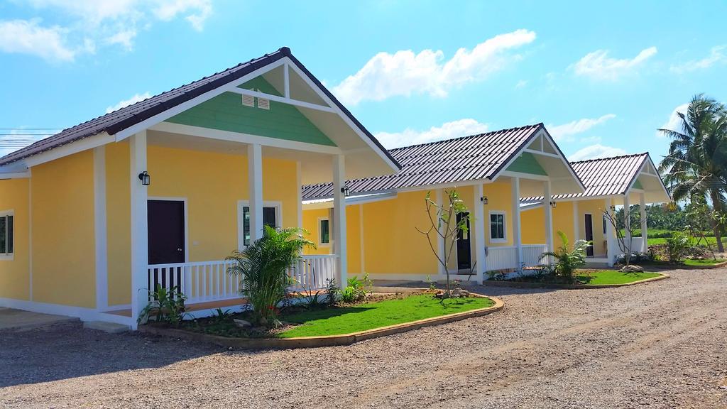 Tawan Village Ban Khlong Yang