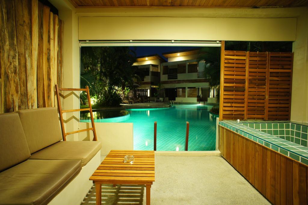 The Hideaway Hotel HHQ