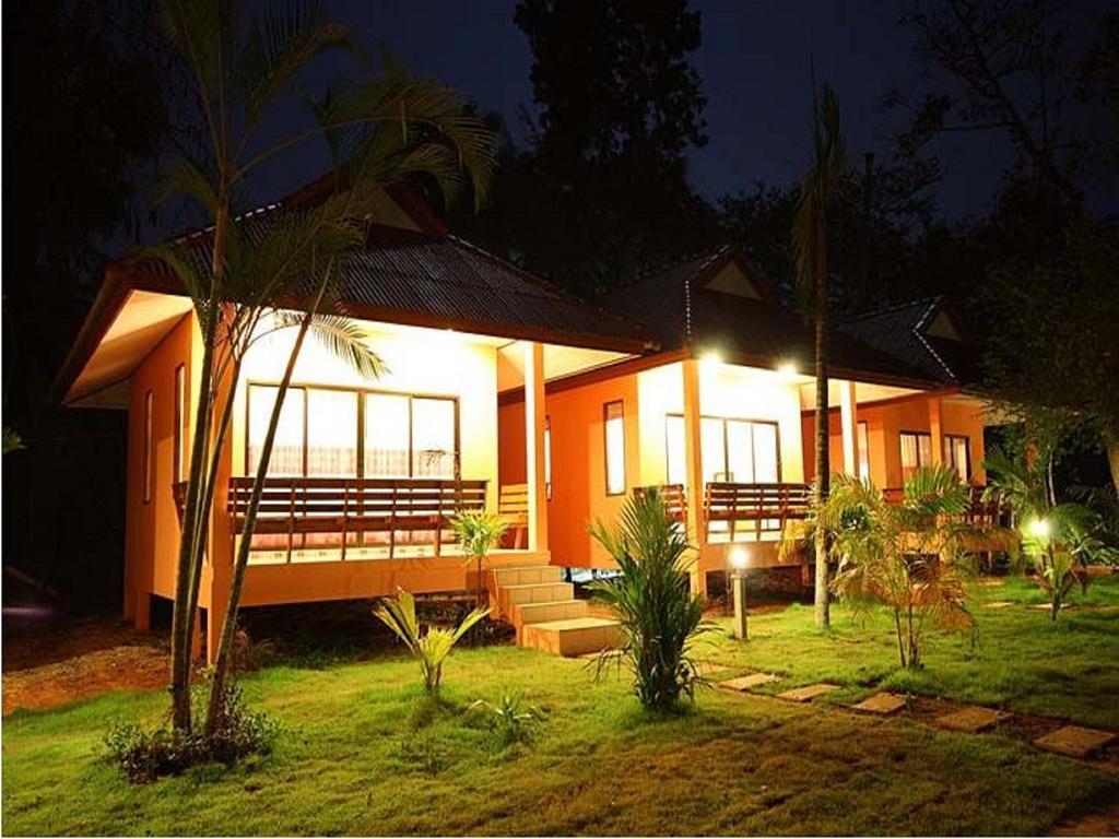 Sawaddee Aonang