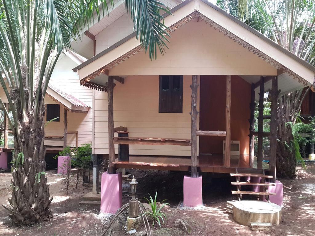 Dion Forest Resort Ban Nong Ri (Surat Thani)