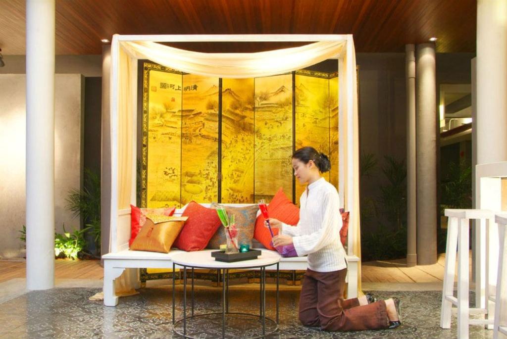 Resort Red Ginger Chic - Sha Extra