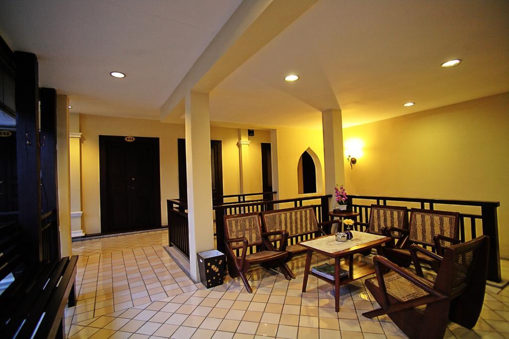 Na Thapae Hotel 3*