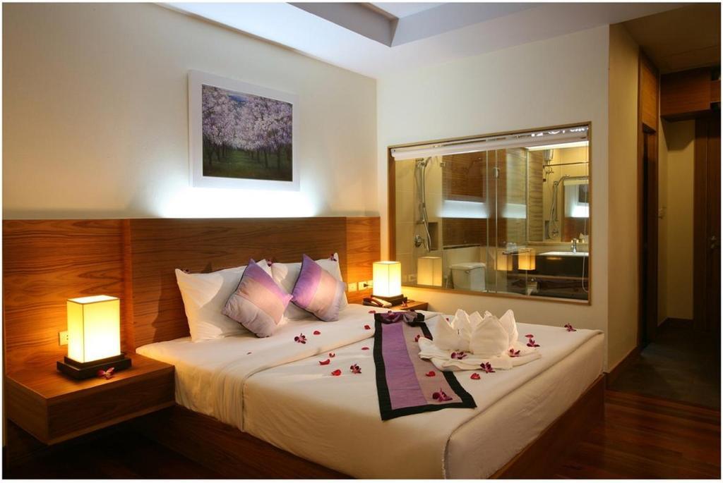 Baan Saikao Plaza & Service Koh Chang