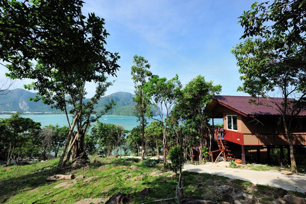 Phuphaya Seaview - Adult Only 3*