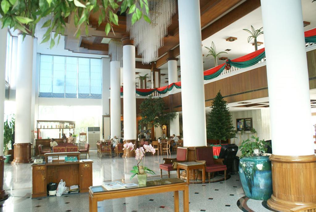 Hotel Royal Palace 3*