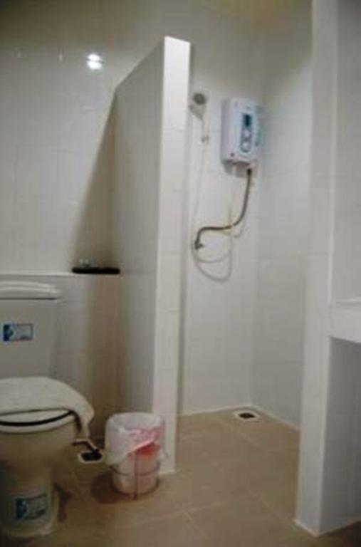 Hotel Lek