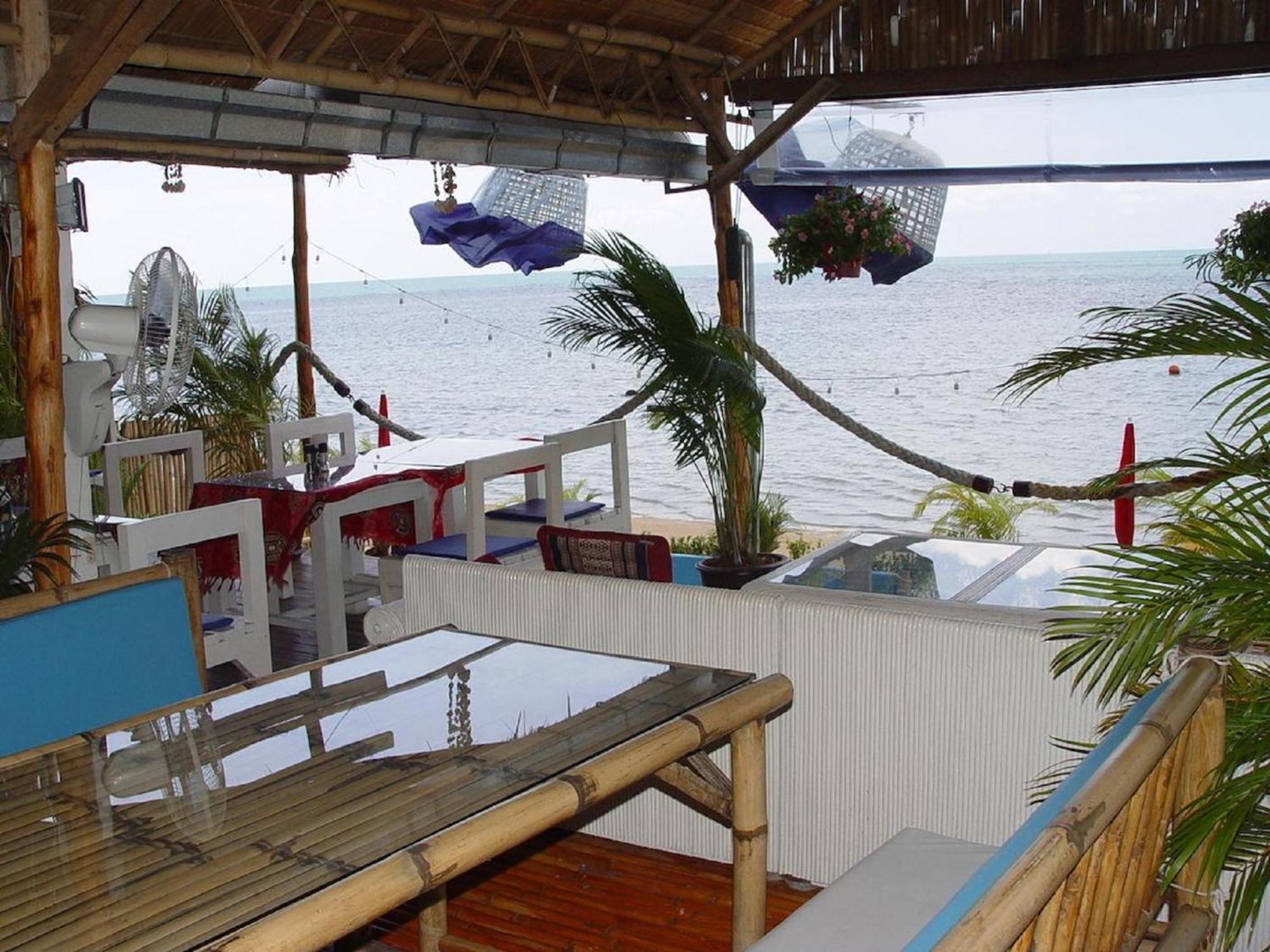 The White Pearl Beach Club 3*