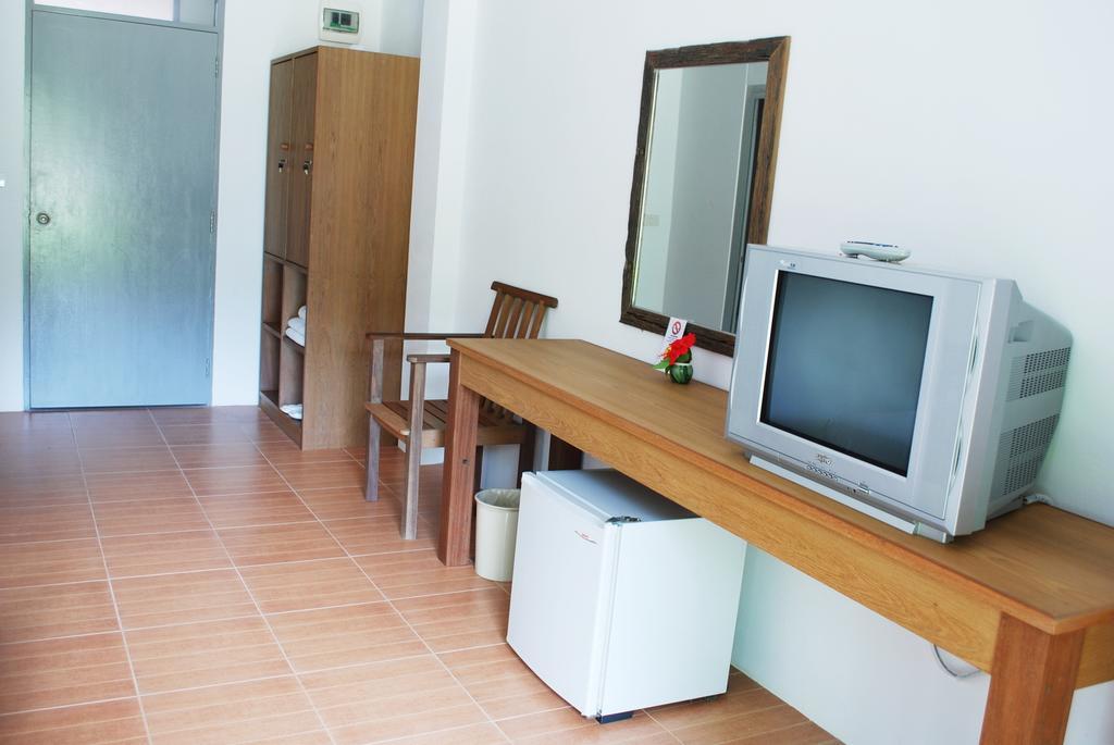 Romruen Samed Hostel Koh Samet