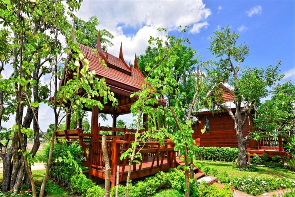 Sunlove And Spa - Royal View Nakhon Pathom