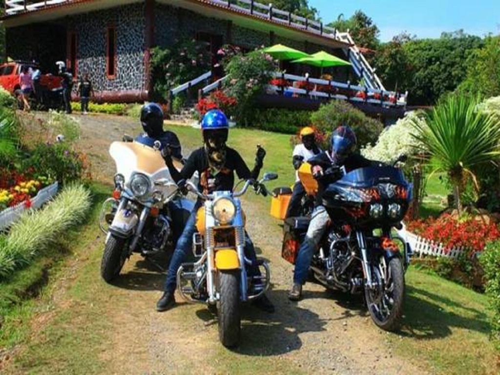 Resort Baan Chuthamanee Khao Kho