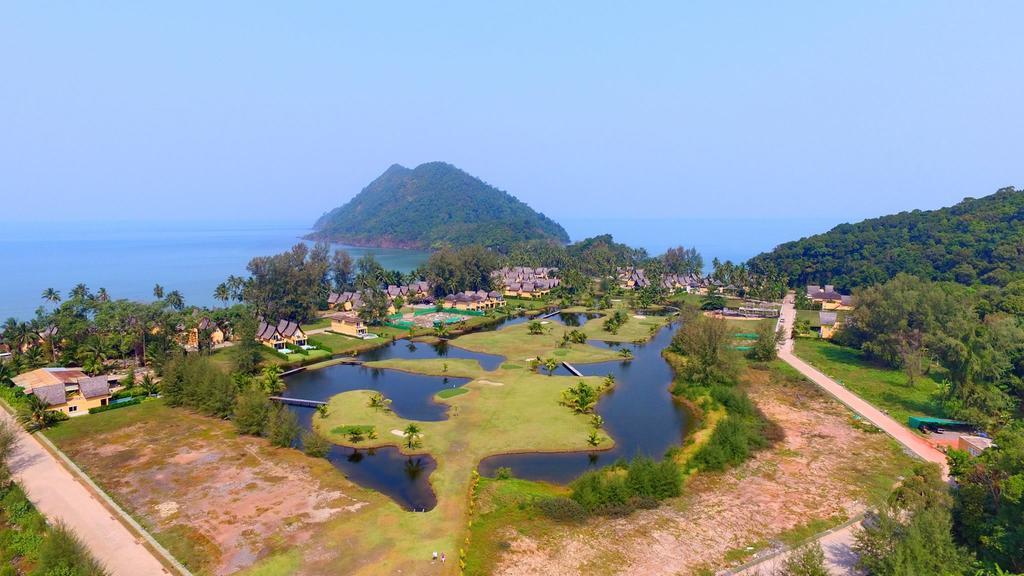 Villa Island