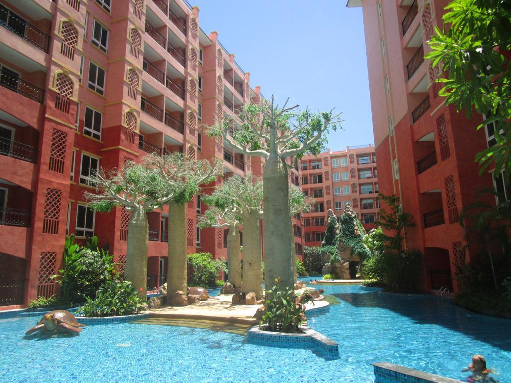 Seven Seas 409 Apartment