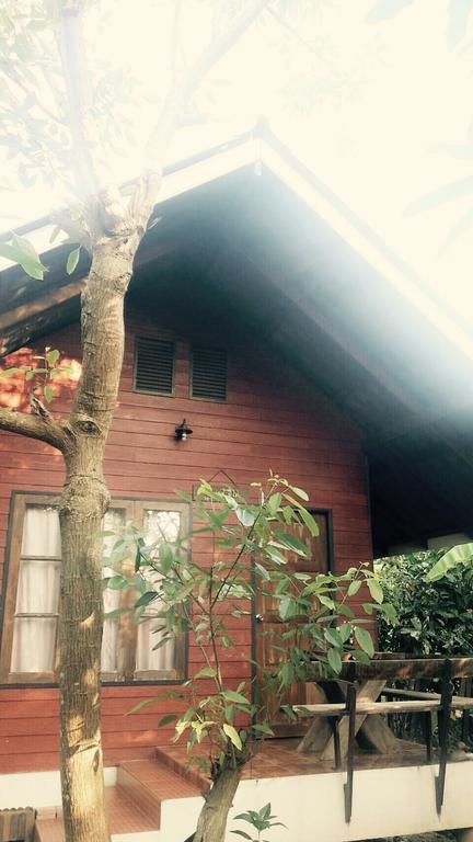 Resort Baan Suan Phidchamika Amphawa