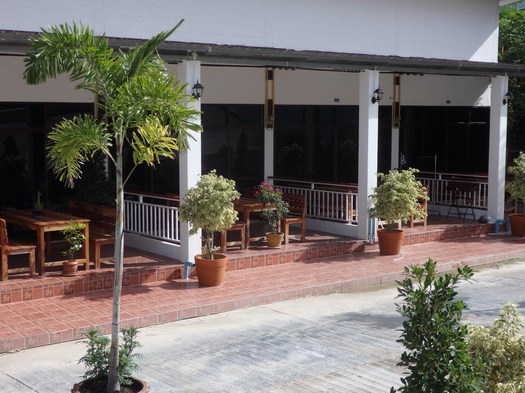 Jamie's With 2 Bedrooms, Accommodate 6 Guests * Koh Samet