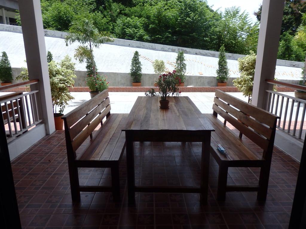 Holiday home Jamie's With 2 Bedrooms, Accommodate 6 Guests