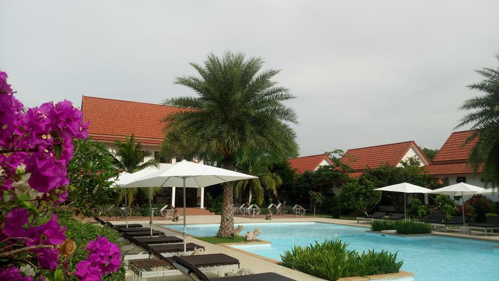 Armonia Village And 3*