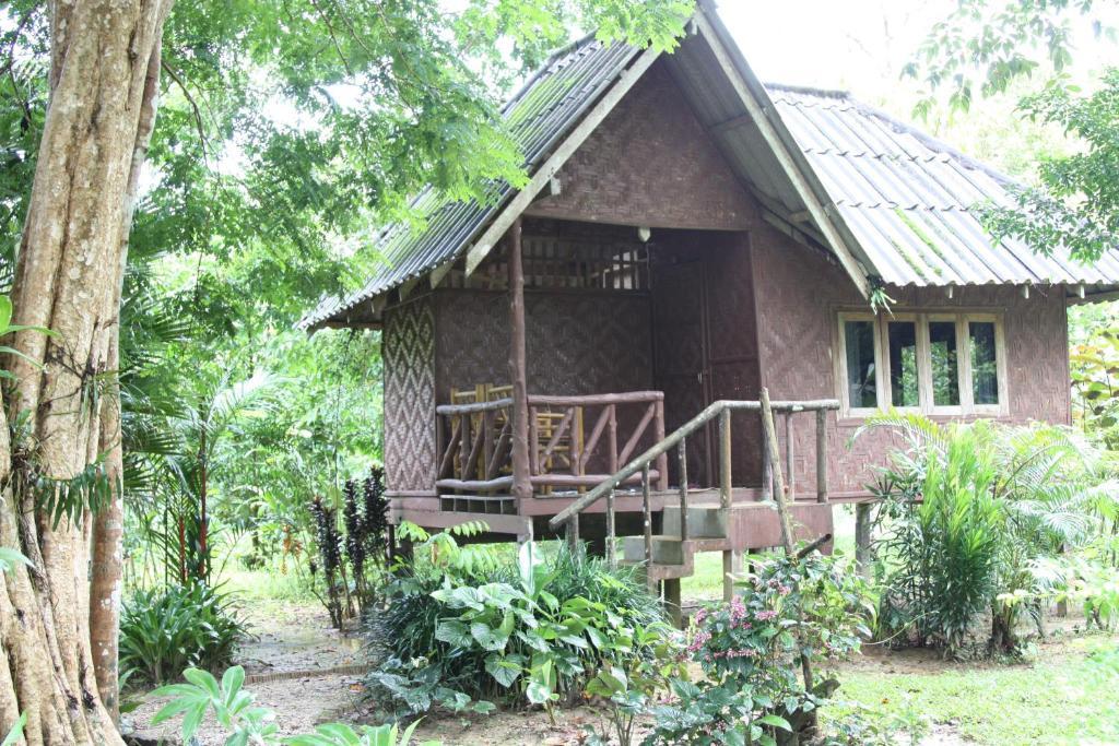 Baan Khao Sok Campo de férias Khao Sok National Park