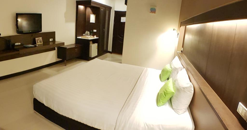 Major Grand Hotel 4*