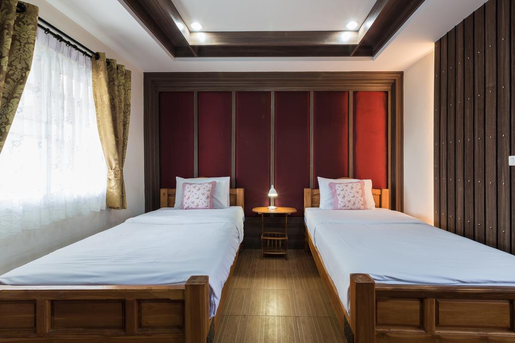 Guest house Baanchernchiangmai 3*