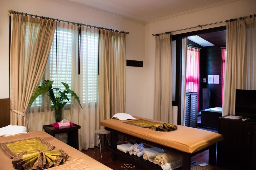 Resort Risasinee &