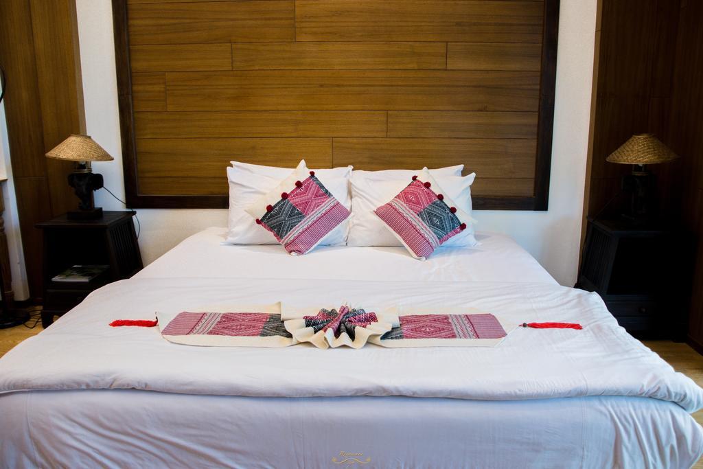 Risasinee & Resort