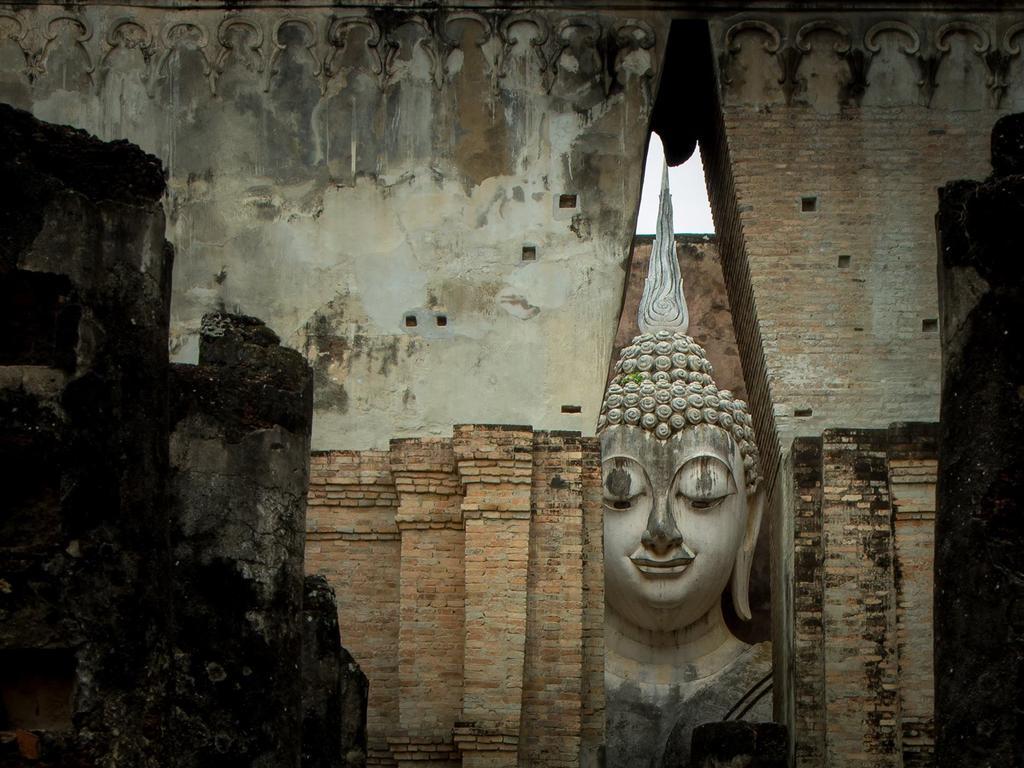 Baan Rim Klong Sukhothai
