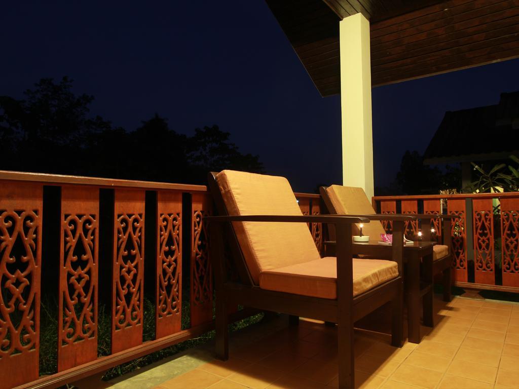 Baan Rim Klong 2*