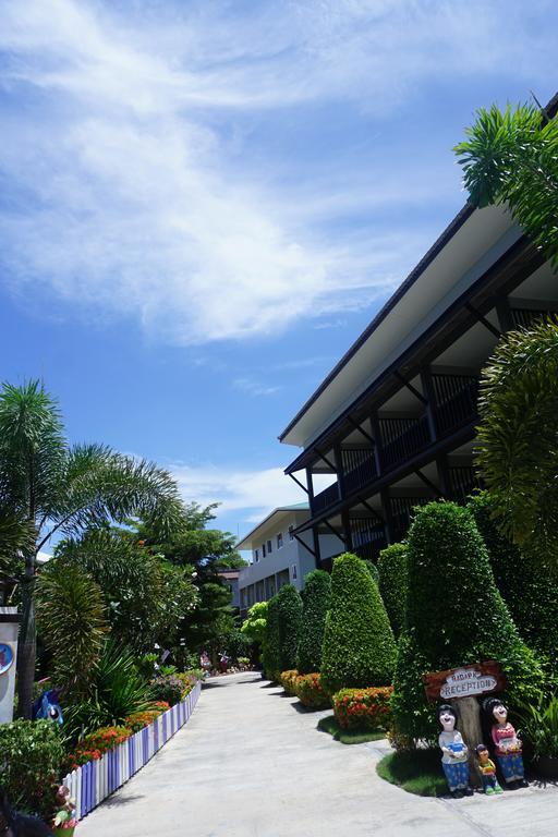 Nadapa Hotel