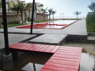 Red Z The Ocean Resort Puk Tian