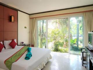 Resort Nirundorn Chaam 3*