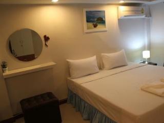 Eing Lay Hotel