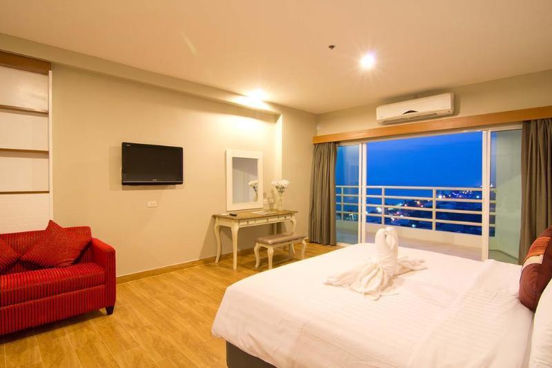 Hotel V8 Seaview
