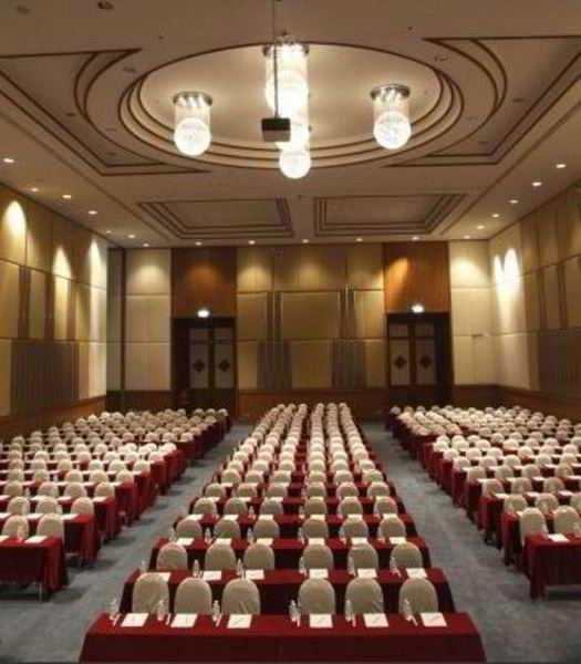 Hotel Sunee Grand And Convention Center