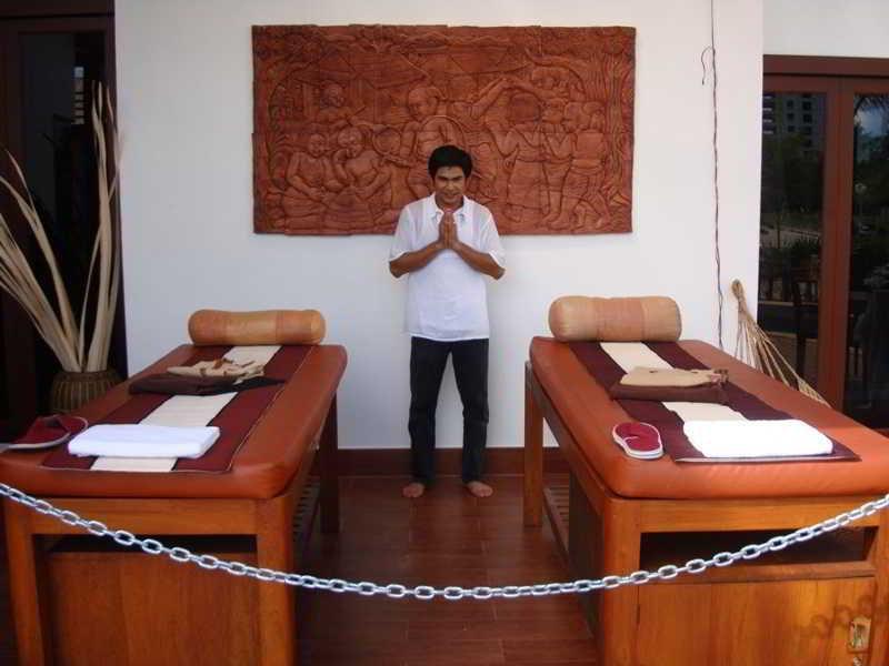 Resort The Royal Tropical At Vip Chain