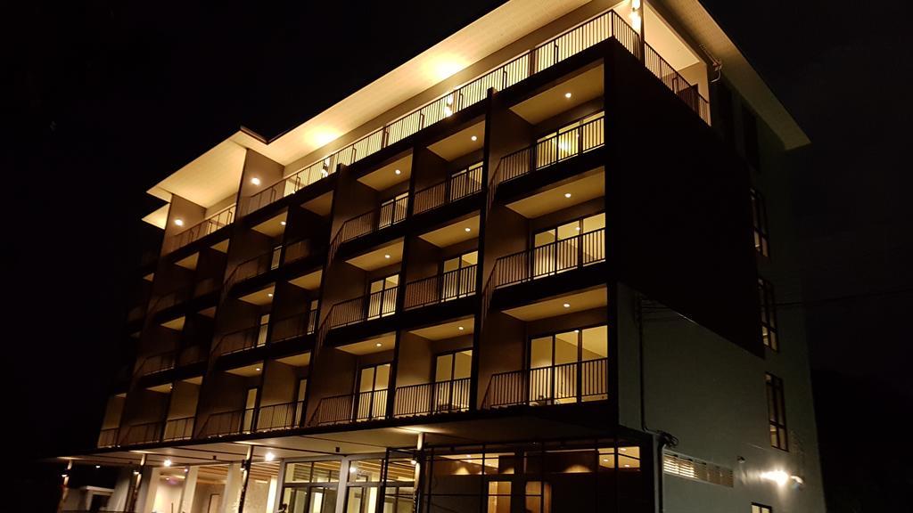Riverawan 3*