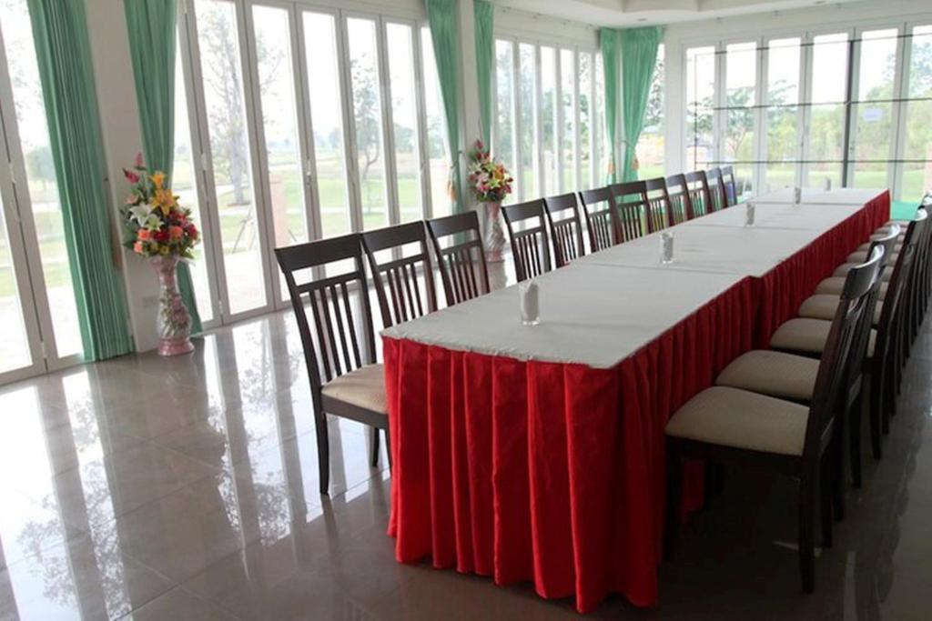 Dancoon Golf Club And 3* Ban Thum
